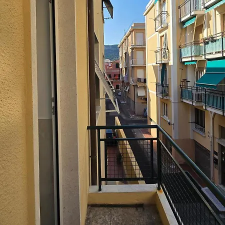 Glicini 2 - Comfort * Finale Ligure